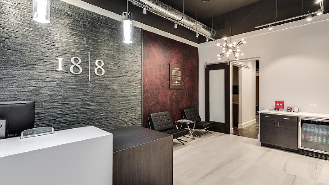 18|8 Fine Men's Salon - River North Chicago