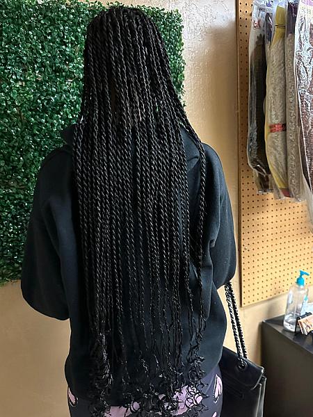 African Professional Hair Braiding Stylists