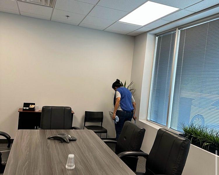 J & B Professional Cleaning Services