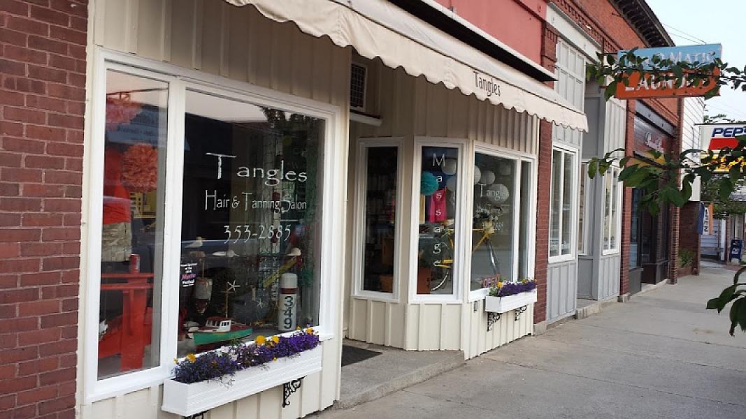 Tangles Hair & Tanning Salon