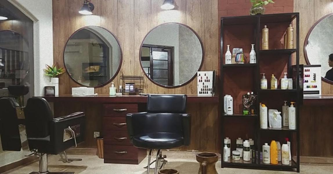 Style Fusion: Hair, Nail & Make-Up Artist