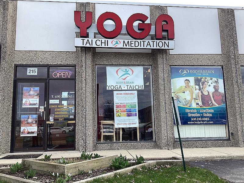 BODY & BRAIN Yoga Tai Chi