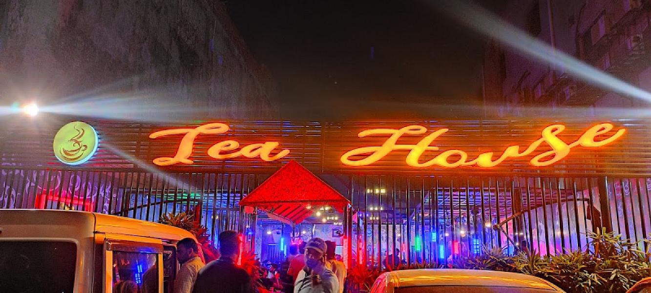 The Teahouse Tapioca & Tea