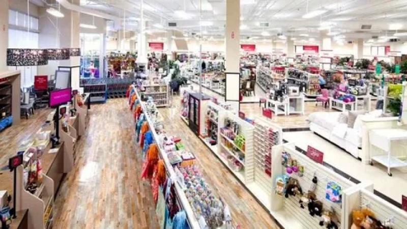 Why Shopping Local Retail Beats Big-Box Stores