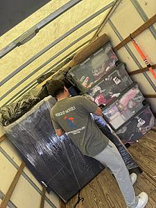 Weekend Movers llc